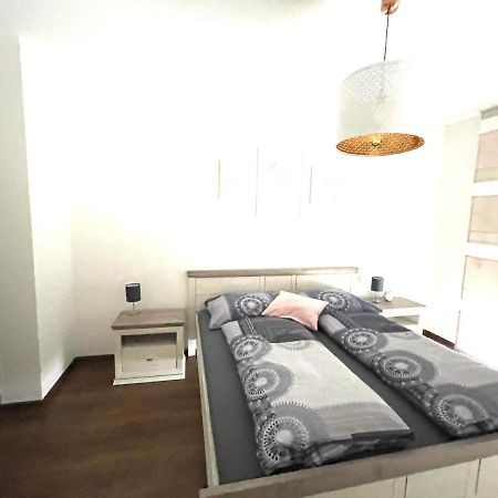 Apartmán Gaestetraum Mit Wunderschoenem Ausblick Und Garten Muhldorf Bei Feldbach Exteriér fotografie