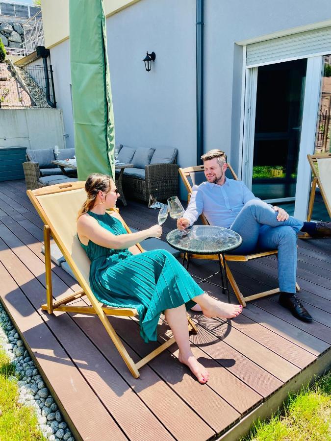 Apartmán Gaestetraum Mit Wunderschoenem Ausblick Und Garten Muhldorf Bei Feldbach Exteriér fotografie