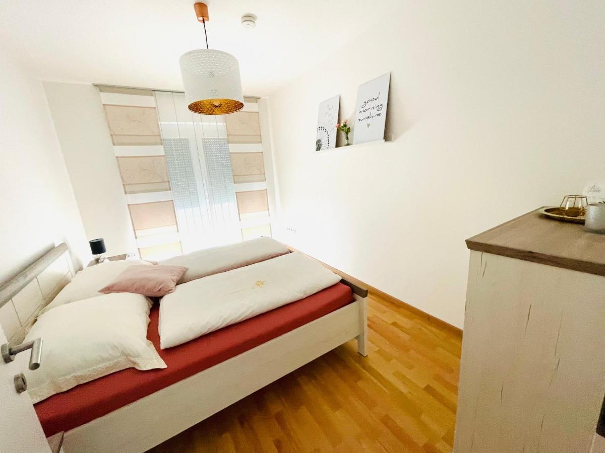 Apartmán Gaestetraum Mit Wunderschoenem Ausblick Und Garten Muhldorf Bei Feldbach Exteriér fotografie